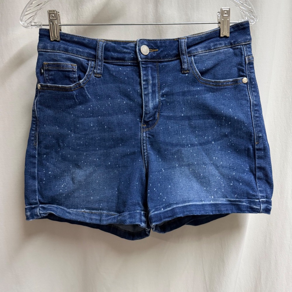 Judy Blue Bleach Splatter Denim Shorts Medium Wash Cuffed High Rise JB150051 M